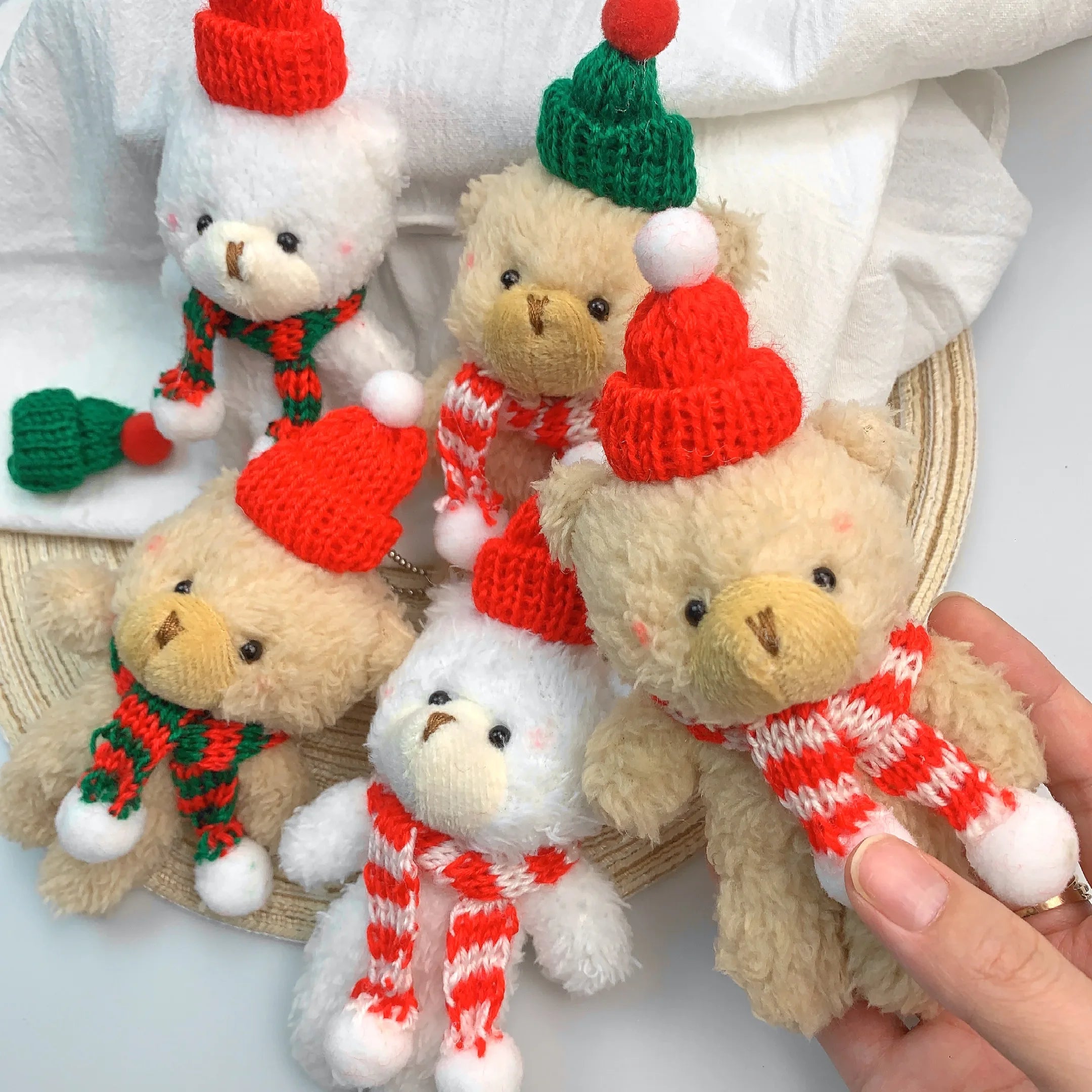 10pcs Bear Plush Toys Keychain Cute Christmas Bear Stuffed Plush Doll KeyChain Soft Backpack Keychain Girl Keyring Children Gift