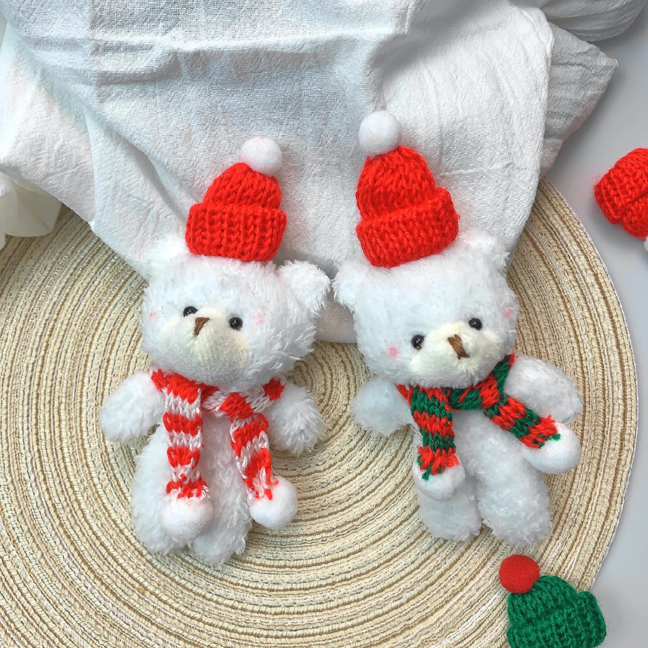 10pcs Bear Plush Toys Keychain Cute Christmas Bear Stuffed Plush Doll KeyChain Soft Backpack Keychain Girl Keyring Children Gift